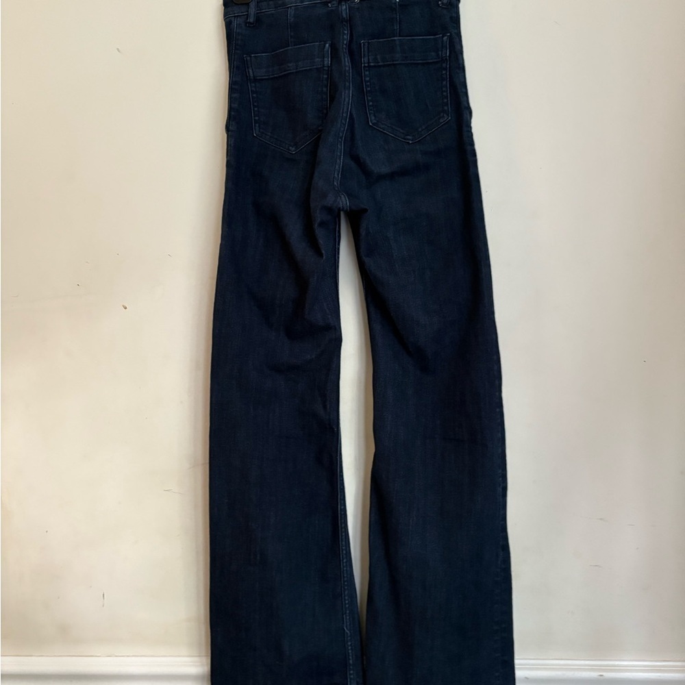 H&M MARINE FLARE JEANS WITH BUTTON DETAILING IN MID WASH SIZE 2 long NWOT - Picture 4 of 4